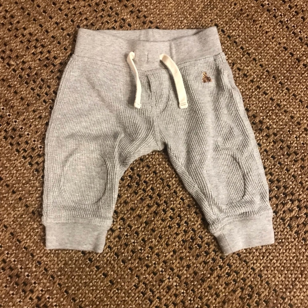 babyGap 100% cotton waffle knit pull on pant | EUC | 6-12M